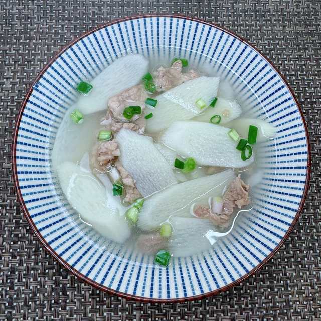 山药肉片汤