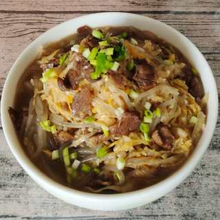 羊肉粉条炖酸菜