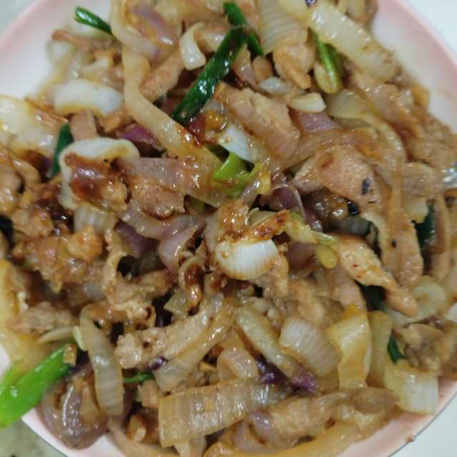 洋葱炒肉丝