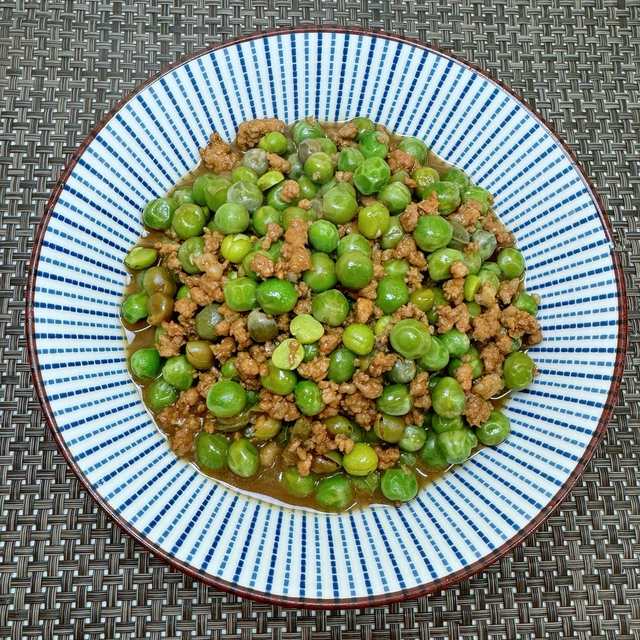 豌豆炒肉沫